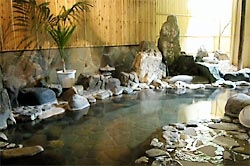 Men's Outdoor Hot Spring Bath at Komewa Ryokan