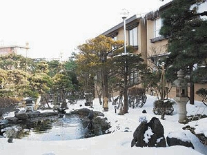 Ichinomatsu's Japanese Garden in the Winter
