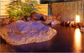 Shared Outdoor Hot Spring Bath (Same Gender Only) Night View