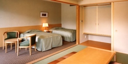Combined Western & Japanese Style Guest Room