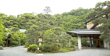 Yutoya Front Gate - Kinosaki Hot Spring