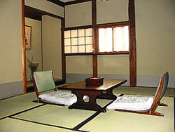 8 Tatami Mat Guest Room at Tsurugata