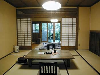 Combined 6 Tatami Mat and 8 Tatami Mat Guest Room