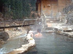 Outdoor Hot Spring Bath at Korakukan Jigokudani