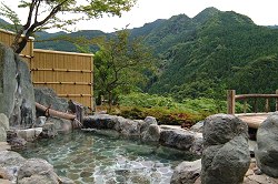 Shared Outdoor Hot Spring Baths (Same Sex Only)