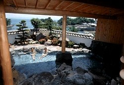 Outdoor Hot Spring Bath at Tsukumo Hotel