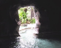 Hot Spring Cave Bath at Hotel Nakanoshima