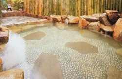 Women's Outdoor Hot Spring Bath