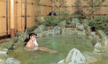 Outdoor Bath at Yumoto Hotel Norayu