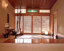 Inside Hakuunso
